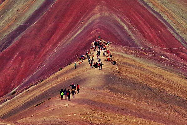 Rainbow Mountain tours